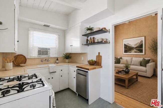 Photo - 806 Westmount Dr Unidad 2