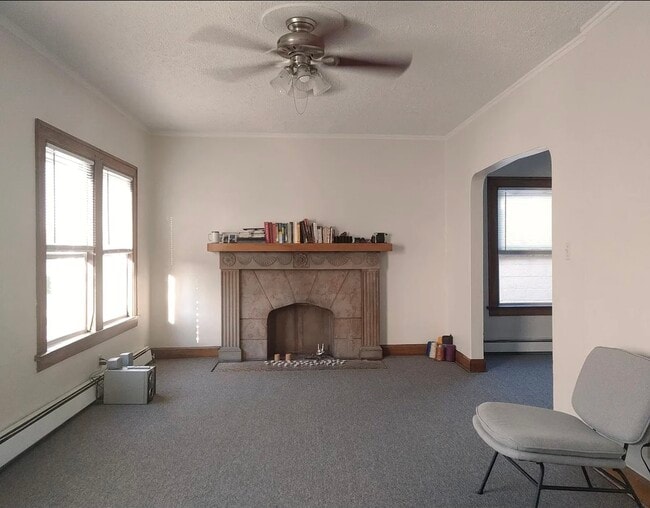 Photo - 15301 Waterloo Rd House
