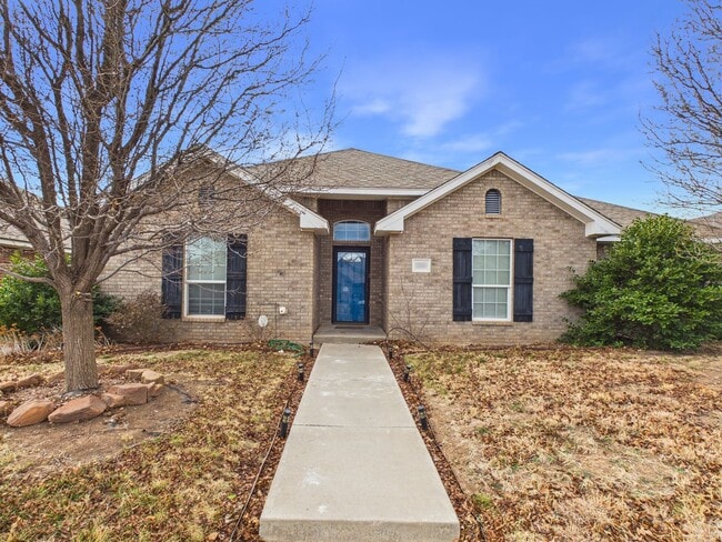 Building Photo - 4/2/2 in City View!