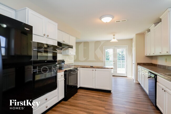 Photo - 2217 Hampton Dr