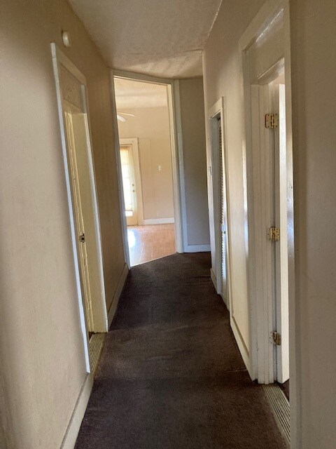 Photo - 2902 N Kenwood Ave