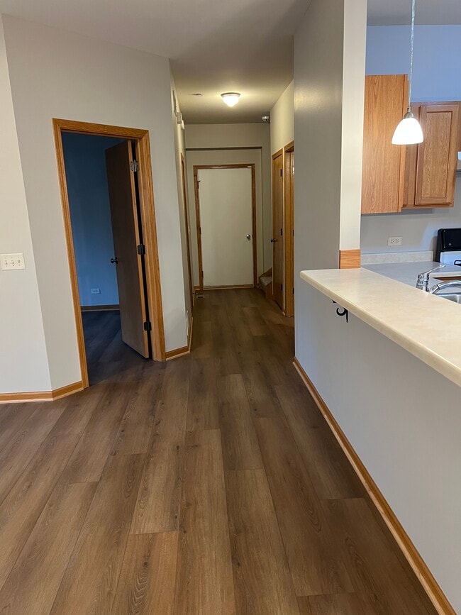 Photo - 102 Louie Ln