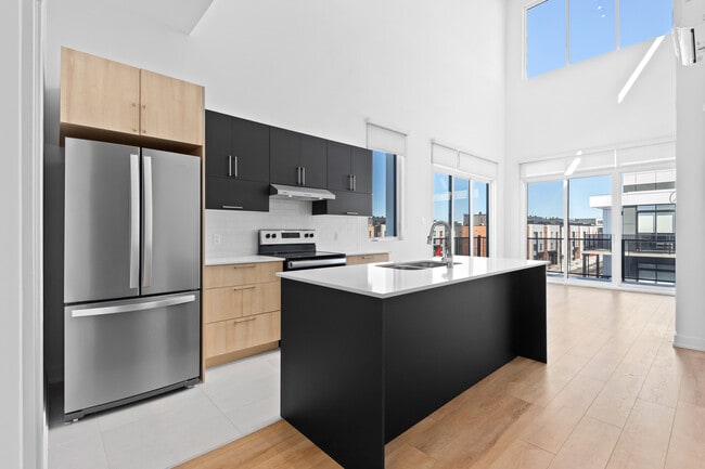 Building Photo - NOX III Unit 1Bed1Bath