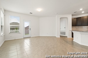 Photo - 246 W Flowing River Dr