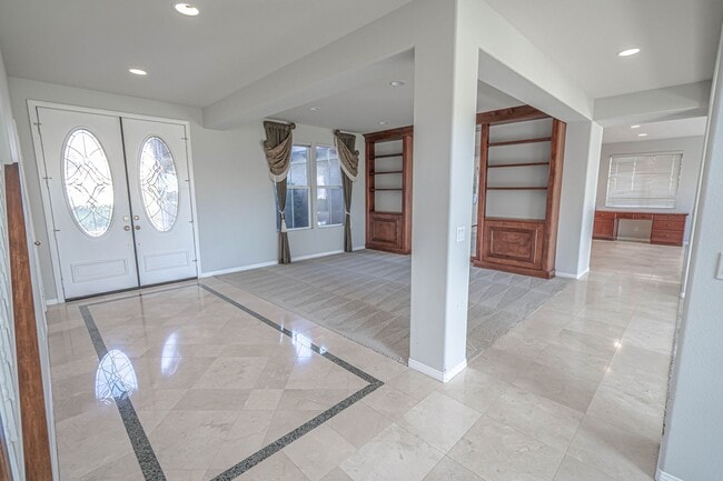 Photo - Stunning 4-Bedroom Home for Rent in Palmdale!