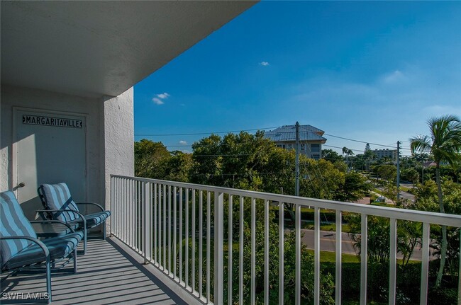 Photo - 1300 Gulf Shore Blvd N Unidad 406 Rental