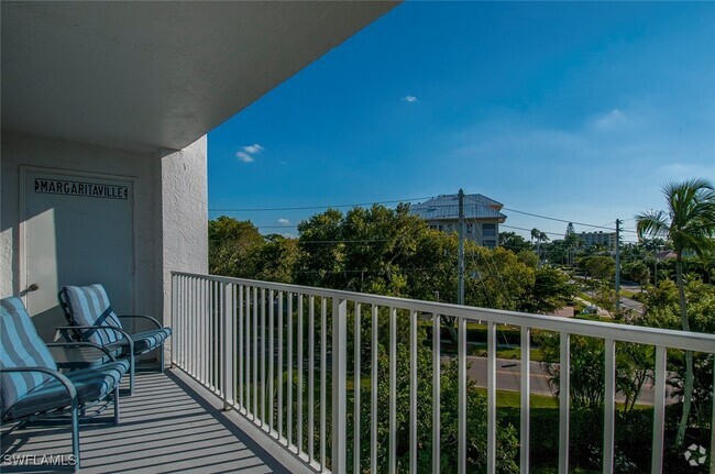 Building Photo - 1300 Gulf Shore Blvd N Unit 406 Rental