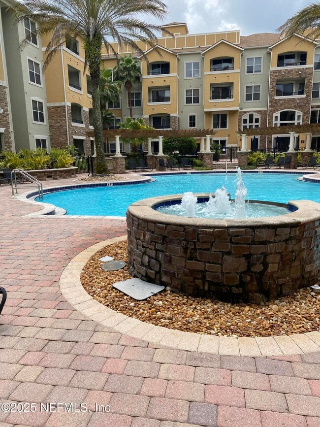 Photo - 8539 Gate Pkwy W Condo Unit 9415