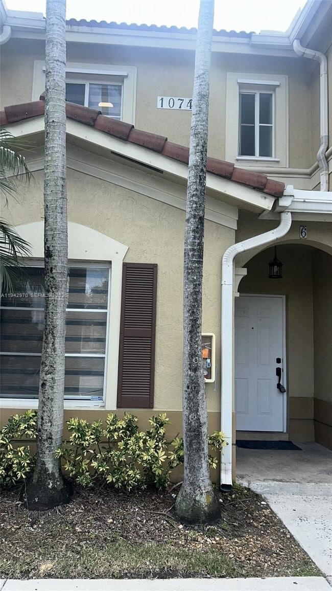 Photo - 10740 NW 83rd St