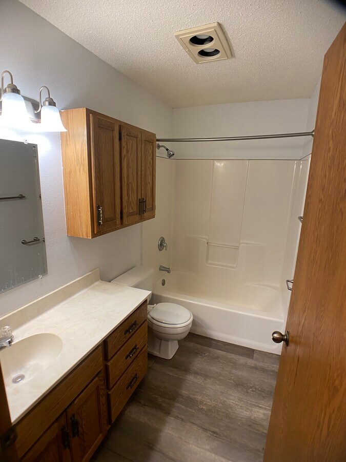 Photo - Kaeding Apartments - 315 Unit 6