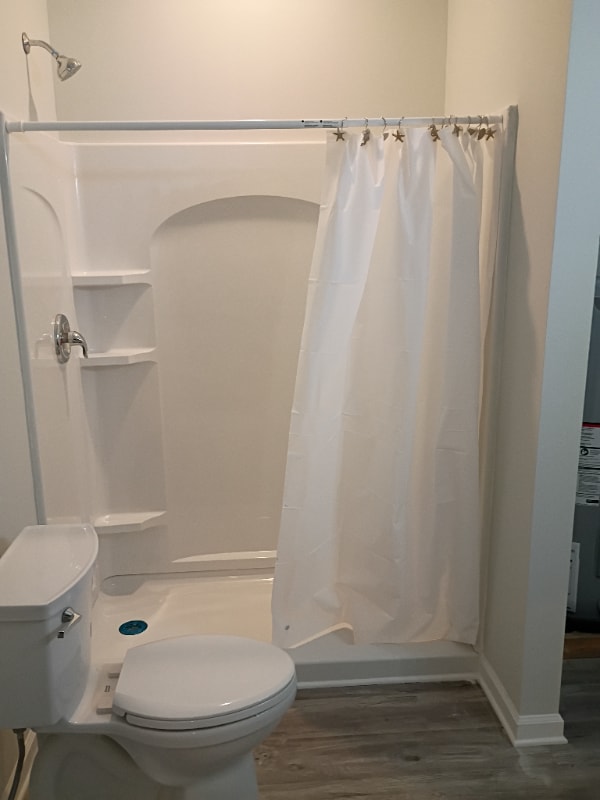 Photo - 121 Rose Lk Dr