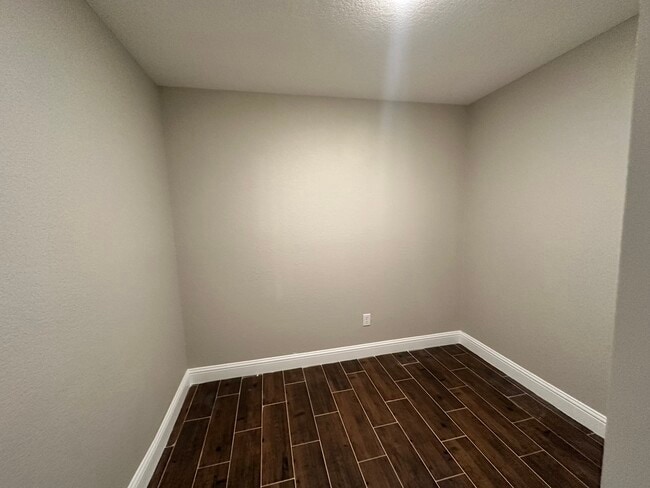 Photo - 2125 Maverick Dr