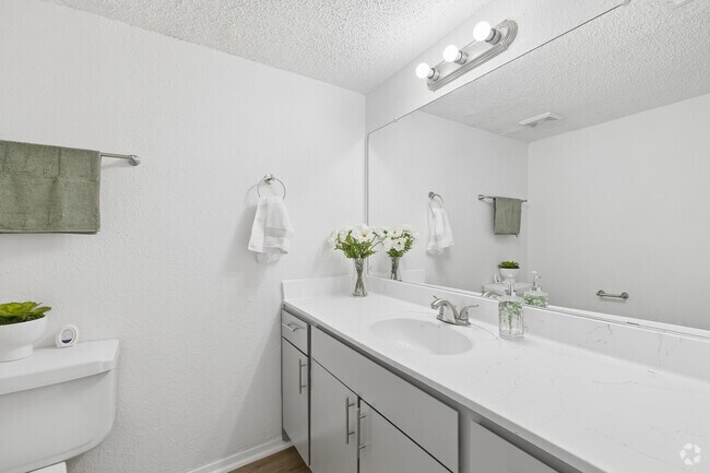 A3 Townhome 1BR, 1.5BA - 795SF - Half Bathroom