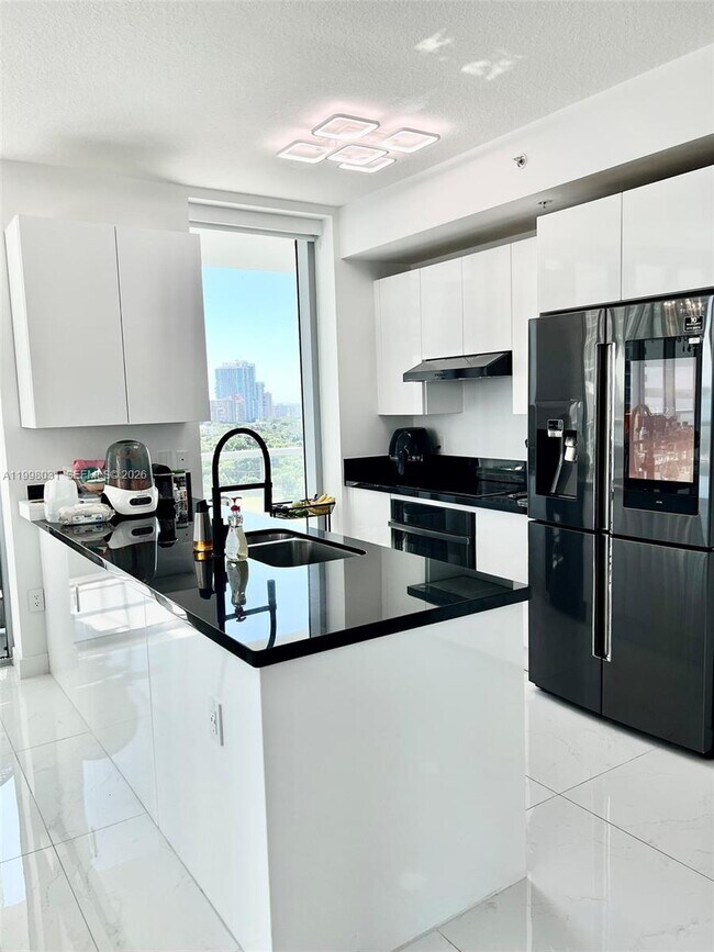 Photo - 79 SW 12th St Unit 1806