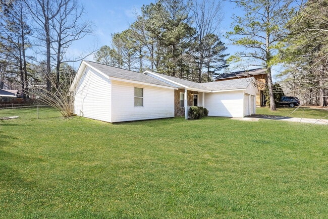 Photo - 266 Montego Cir