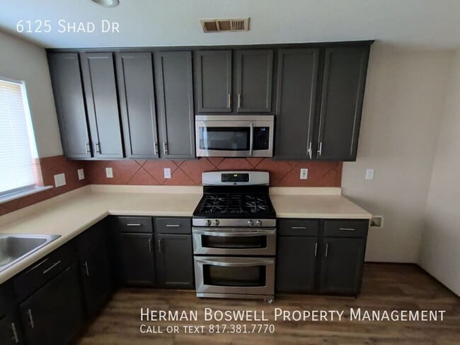 Photo - 6125 Shad Dr