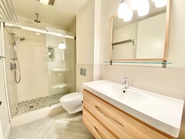 Photo - La Jolla Courtyard Apartments