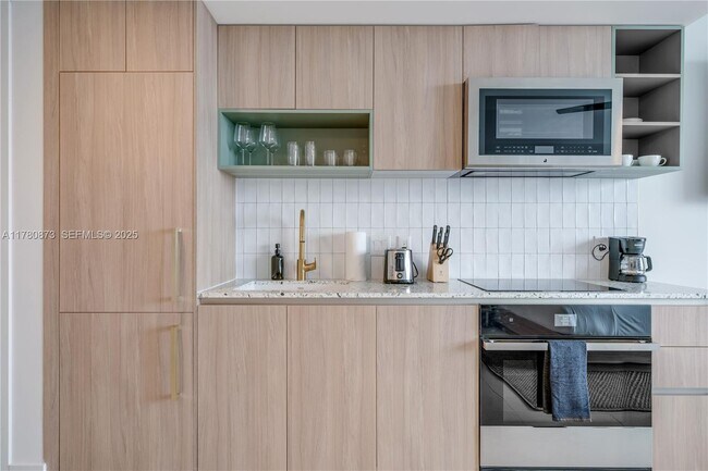 Photo - 601 NE 1st Ave Unit 4212