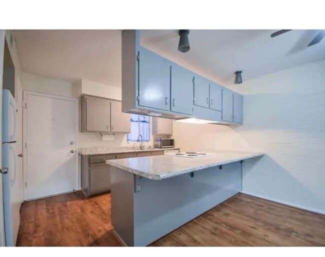 Photo - 3737 E Turney Ave Unit 209