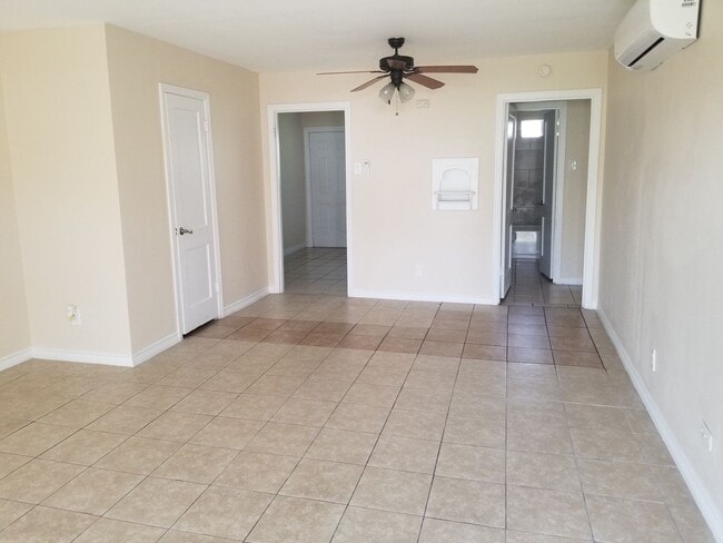 Photo - 1910 Wood Ave