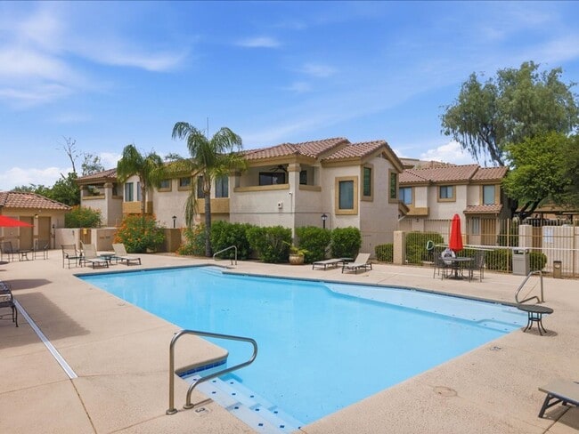 Photo - 2550 E River Rd