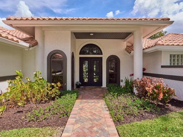 Photo - 3700 Embassy Dr
