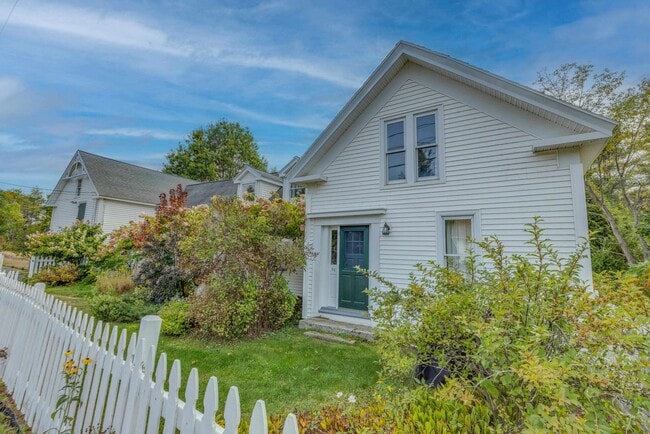 Photo - 34 N Shore Rd