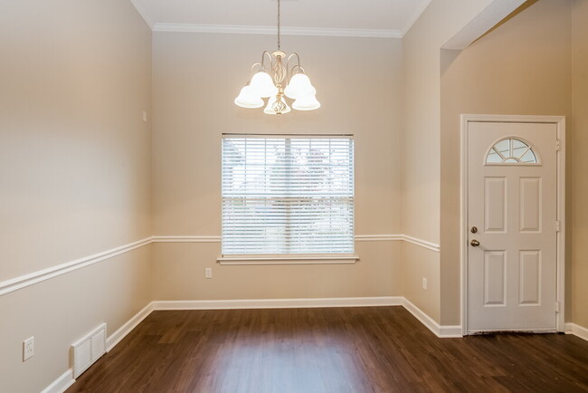 Photo - 185 Mossy Springs Dr