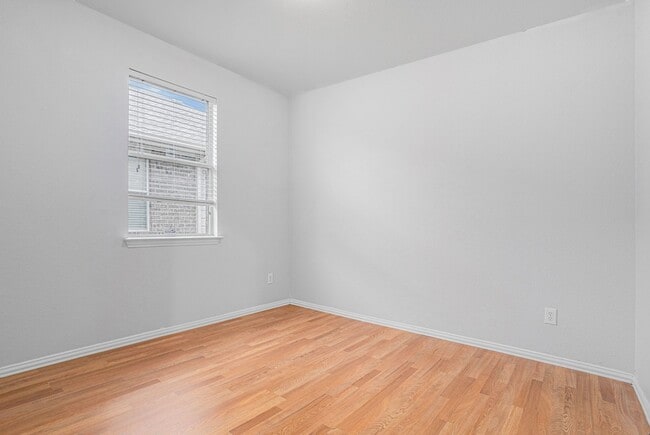 Photo - 14604 Eaglemont Dr