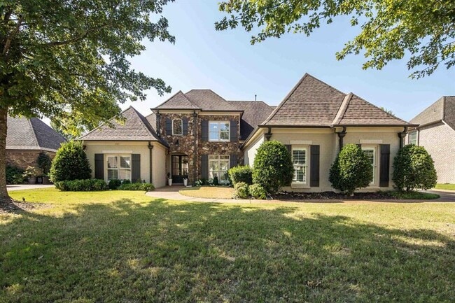 Luxurious home in Collierville with an ing... - Luxurious home in Collierville with an ing...