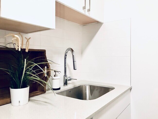 Photo - Bright, Cozy Junior One Bedroom in Grandview Woodlands Unit 103
