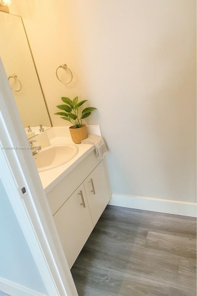 Photo - 340 SW 121st Ter