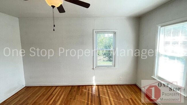 Photo - Charming 2 Bedroom, 1 Bathroom home in Ind...