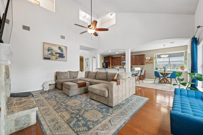 Photo - 13720 Shadowlawn Trace