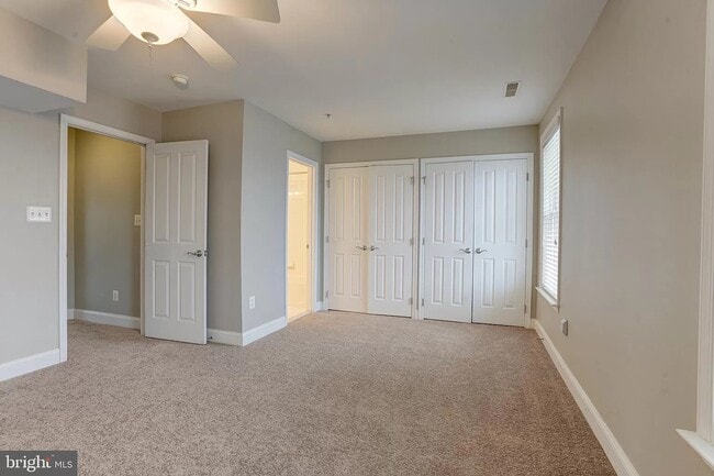 Photo - 833 Ramsay St