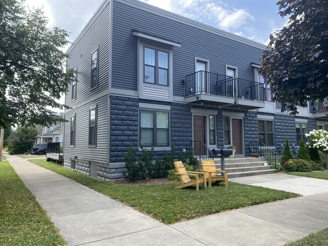 Building Photo - 336 Maple Ave Rental