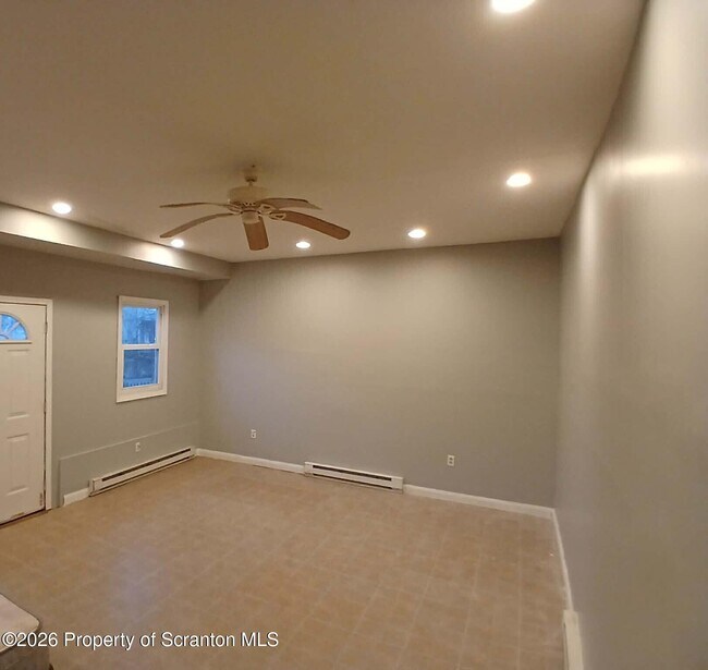 Photo - 47 E Parker St