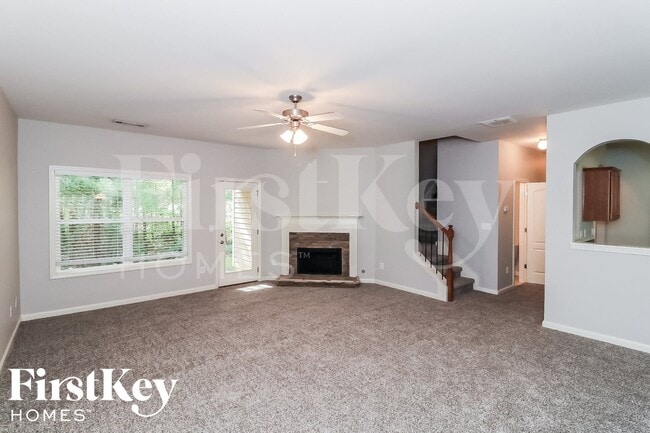 84 Ivey Meadow Dr