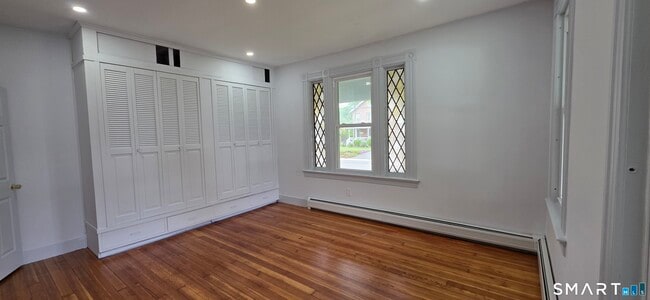 Photo - 140 Spring St