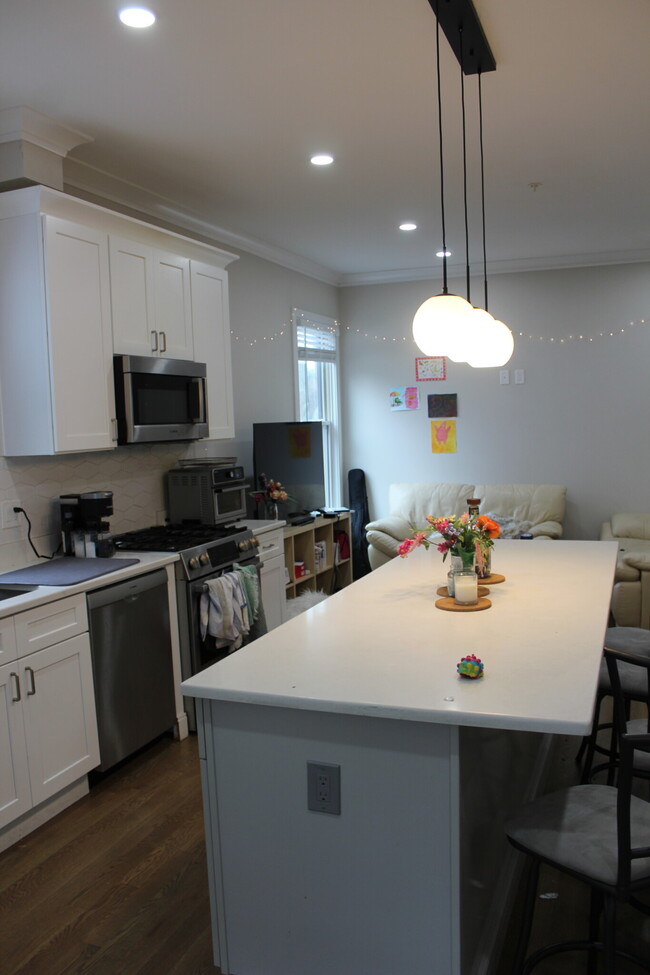 Photo - 153 Foster St Condo