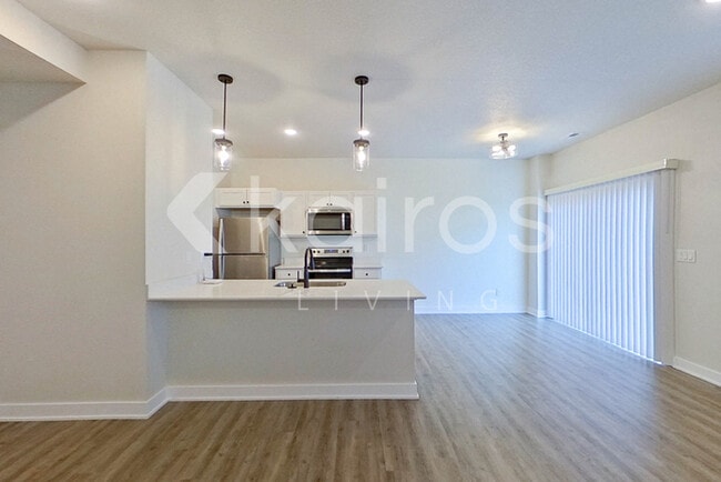 Photo - 6910 Bluebell Ct