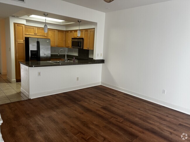 Kitchen and living area - 92-1512 Aliinui Dr Rental