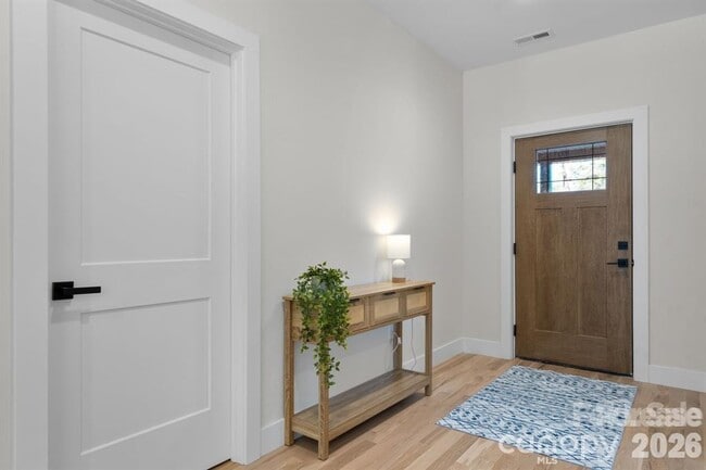 Photo - 548 Car Farm Rd