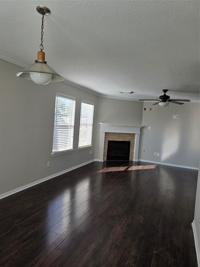 Photo - 15146 Grassington Dr