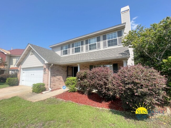 Building Photo - Charming 4 Bedroom Home in Mary Esther!