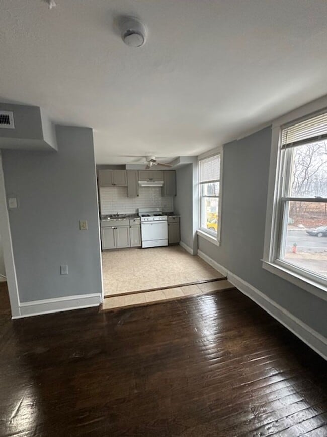 Photo - 6731 Haverford Ave Unit 2nd Flr Front