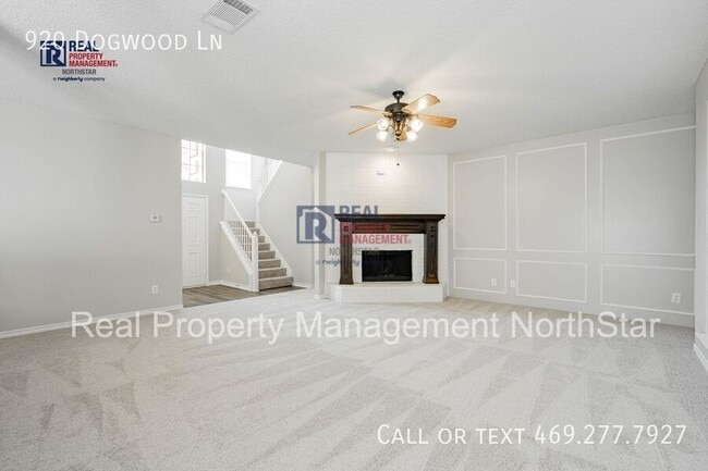 Photo - 920 Dogwood Ln