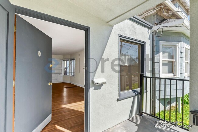 Photo - 1051 Stannage Ave