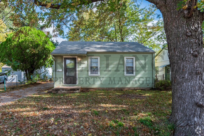 Building Photo - 1022 S Yale St Rental