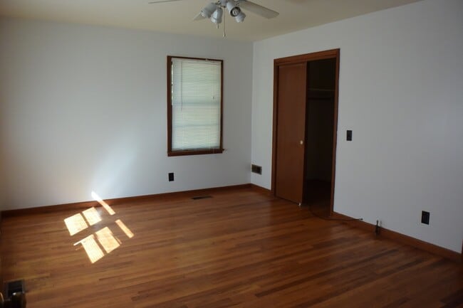 Photo - 1602 23rd Ave E